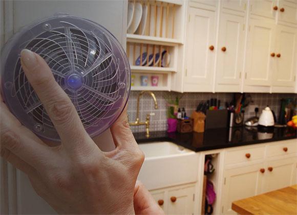 Gadgets d'Eve bricolage UVIB™ - : Protégez-vous contre les insectes  avec cette lampe UV pratique